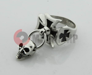 Перстень Байк.Крест (R123WM)(разм.10,11,12мм.)+ висюч.череп Перстень Байк.Крест (R123WM)(разм.10,11,12мм.)+ висюч.череп